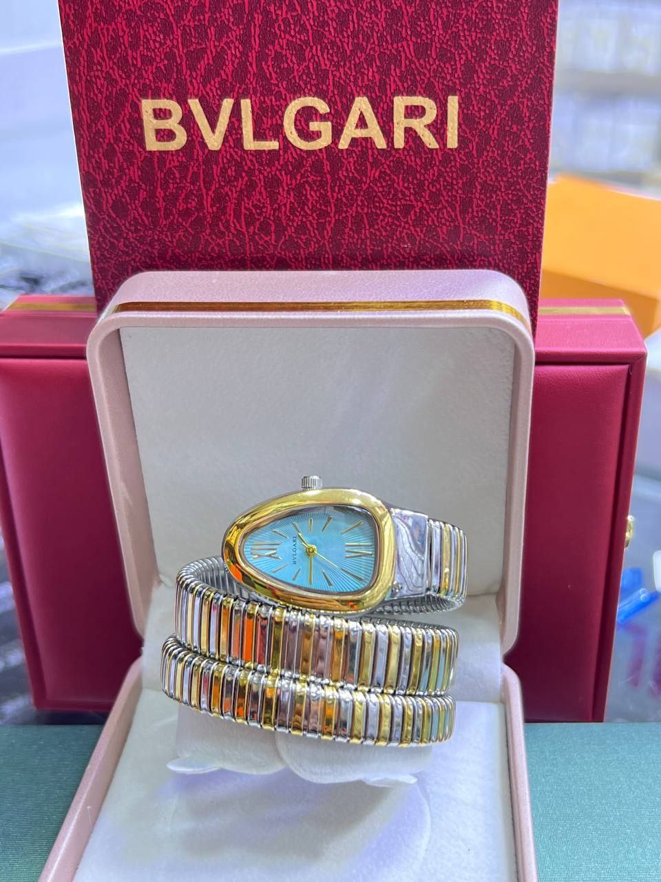 ساعة BVLGARIالنسائية